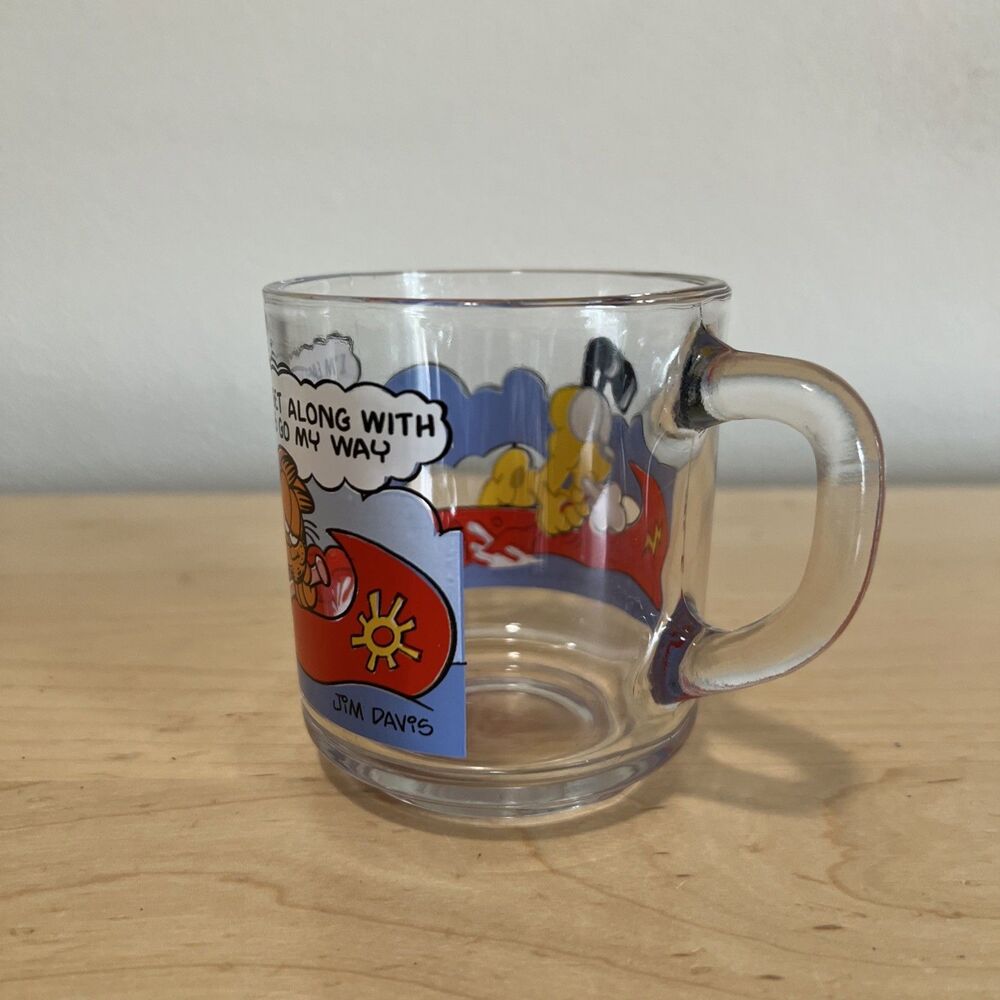 Garfield Mug 1978 McDonald's Glass Coffee Cup "I'm easy to get along with" - Picture 3 of 4